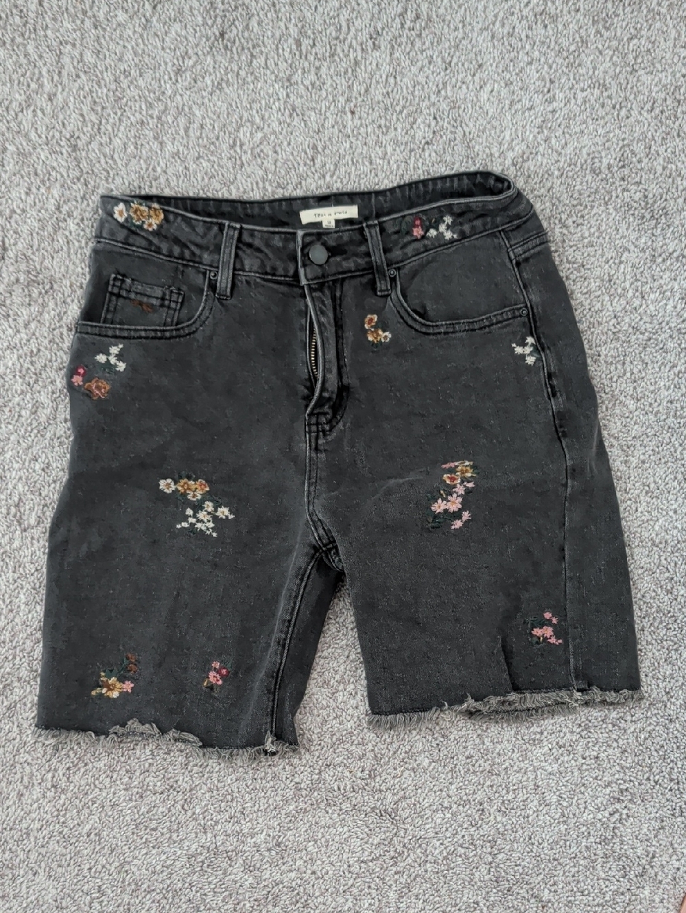 tea n rose Black Floral Embroidered High-Rise Bike Shorts